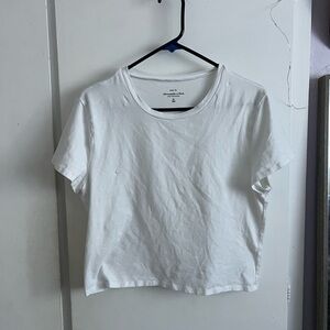 Abercrombie & Fitch White Short Sleeve Tee